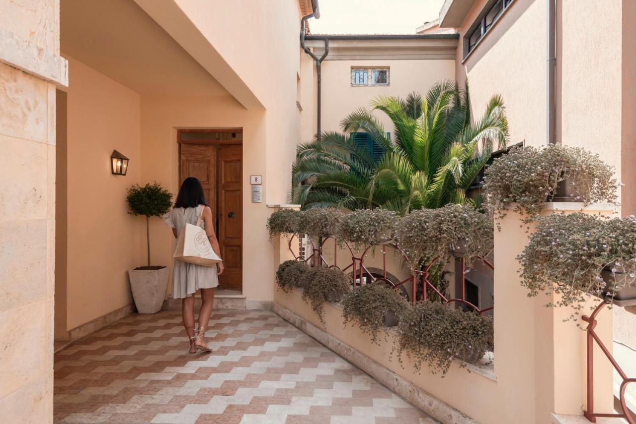 Appartamento Palazzo Degli Archi San Vincenzo Esterno foto