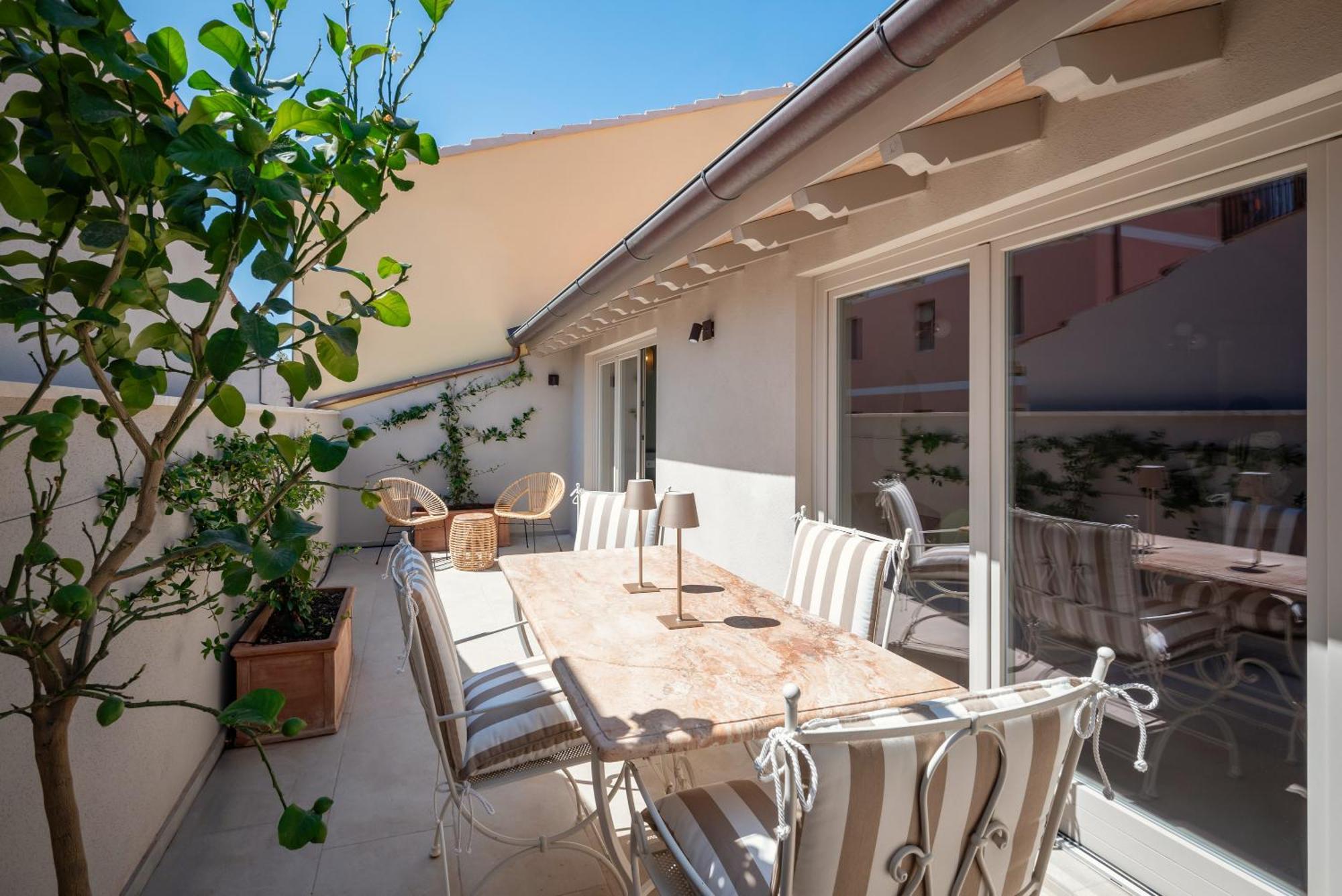 Appartamento Palazzo Degli Archi San Vincenzo Esterno foto
